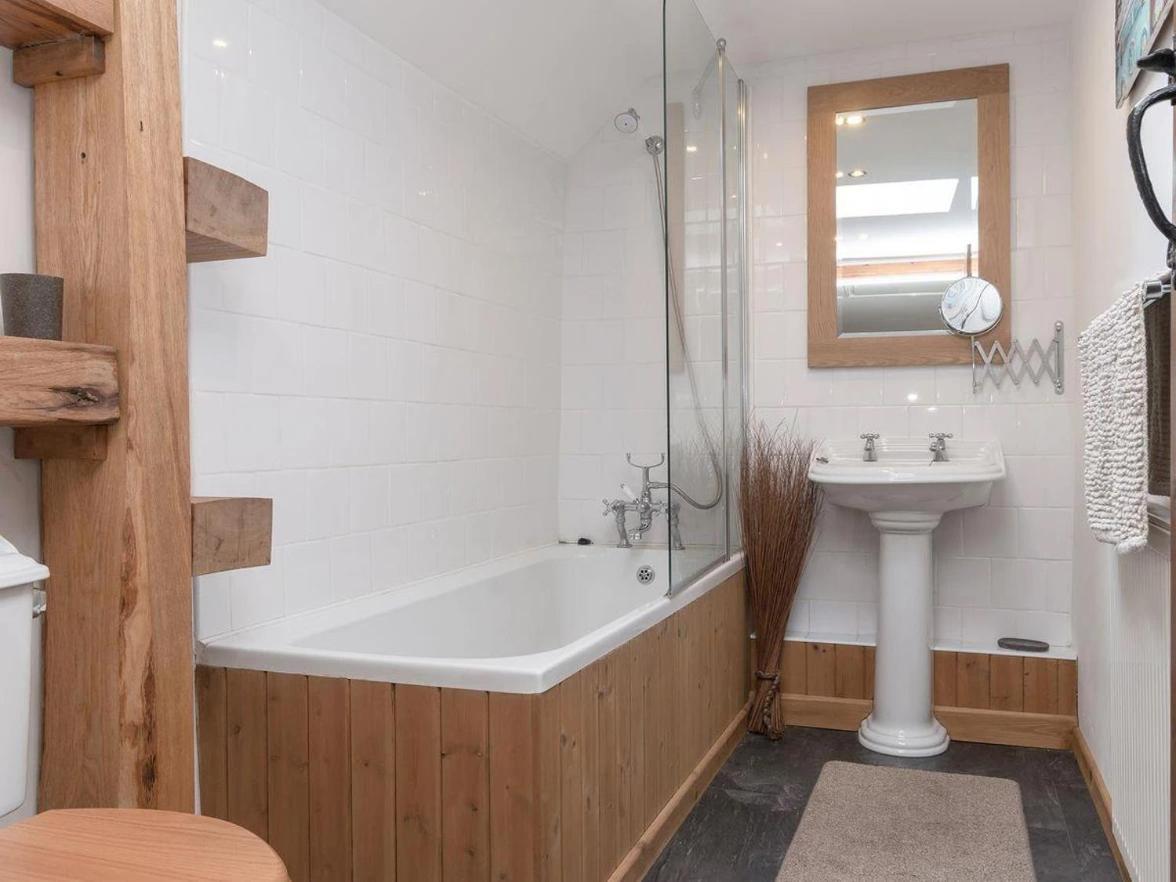 Rhiwddu Barns Villa Llangadog Phòng bức ảnh